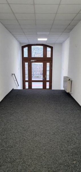 Magdeburg Preiswerte Lagerräume / Rampe zu vermieten Gesamtnutzfläche 1170m² auch als Teilfläche zu vermieten Gewerbe mieten