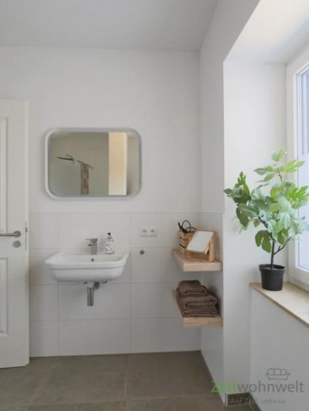 Irxleben (EF1263_M) Magdeburg: Irxleben, möbliertes Luxusapartment im Hochparterre mit Aufzug, Balkon und PKW-Stellplatz Wohnung mieten