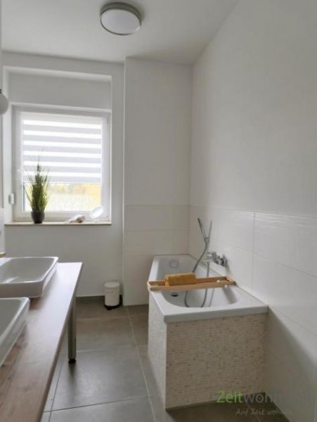 Irxleben (EF1333_M) Magdeburg: Irxleben, möbliertes Luxusapartment im 2.Obergeschoss, mit Aufzug, Balkon und PKW-Stellplatz Wohnung