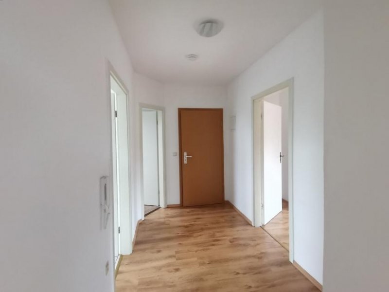 Burg Schöne 2 Zimmer Wohnung im Dachgeschoß in ruhiger Lage in Burg- WG Nr. 5 Wohnung mieten