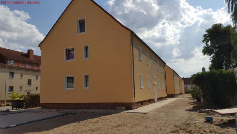 Genthin Jetzt sichern voll sanierte 2 Raum Wohnung mit Balkon im Erdgeschoß Wohnung mieten