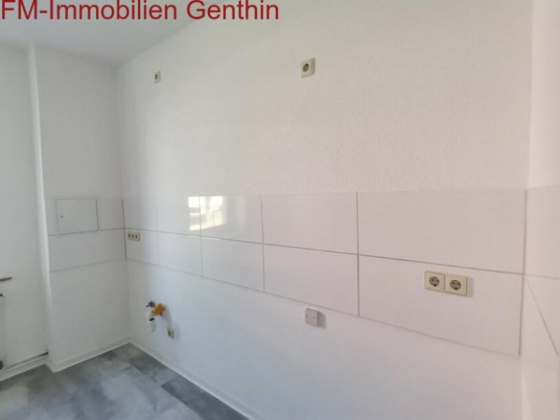 Genthin sanierte helle freundliche 3 Zimmer Wohnung in der Hasenholztrift 10 im EG links Wohnung mieten