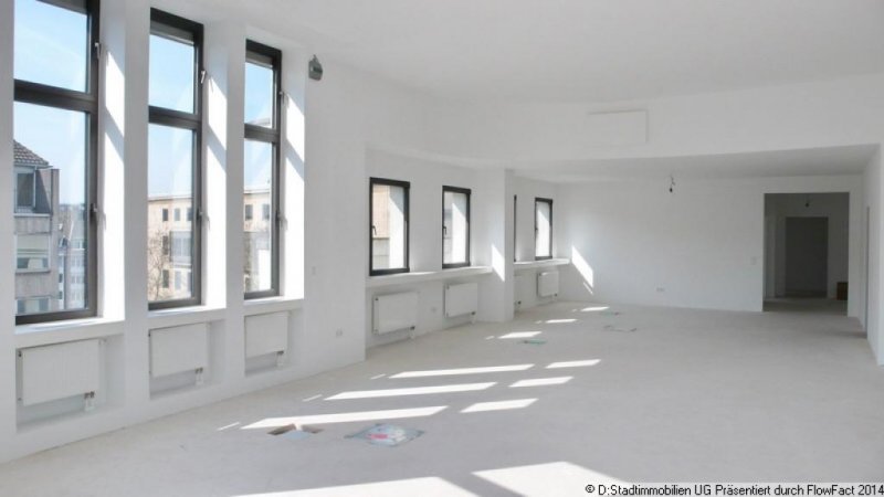 Düsseldorf Entspanntes Arbeiten für kreative Köpfe! Loftbüro - 3 Einheiten ID:05330 Gewerbe mieten