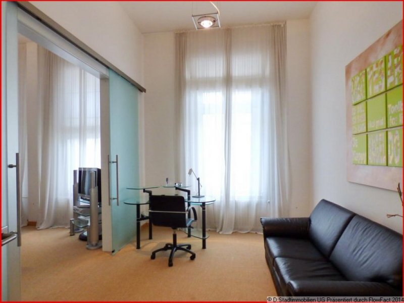Düsseldorf Exclusive penthouse-flat with nice terrace and in walking distance of the river Rhine Wohnung mieten