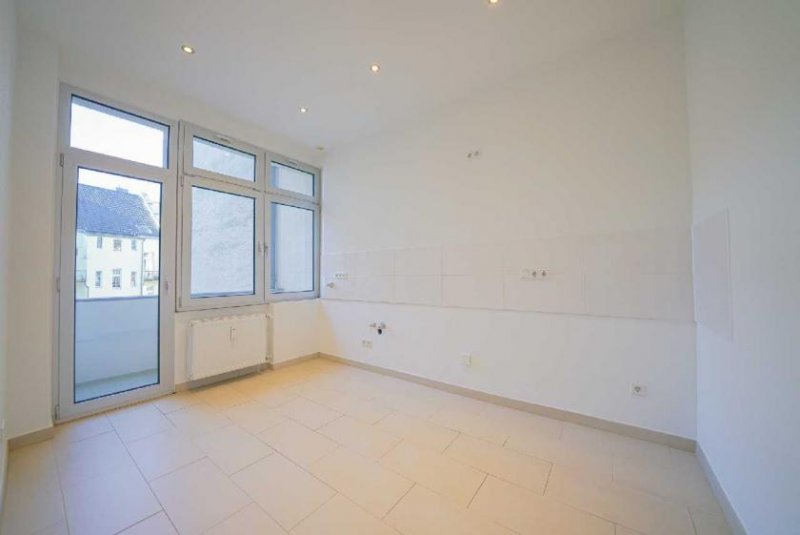 Düsseldorf Düsseldorf-Grafenberg: Lichtdurchflutete 3-Zimmer-Wohnung in zentraler Lage Wohnung mieten