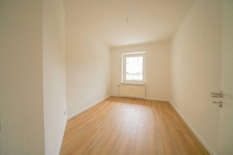 Düsseldorf Barrierearme und moderne 2-Zimmer-Wohnung in Rath Wohnung mieten