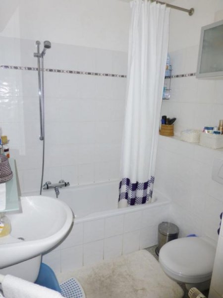 Düsseldorf OBERKASSEL: GEPFLEGTE WOHNUNG MIT GROßZÜGIGER LOGGIA!!! Wohnung mieten