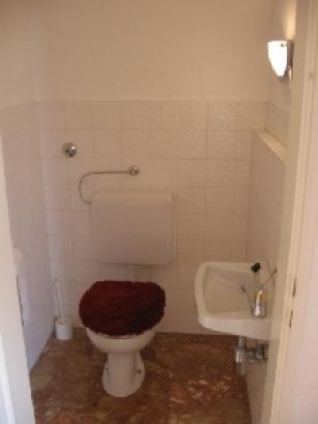 Meerbusch Großzügig geschnittene 3-Zimmerwohnung mit Balkon und Gartennutzung + frei Nutzung der Einbau Küche Wohnung mieten