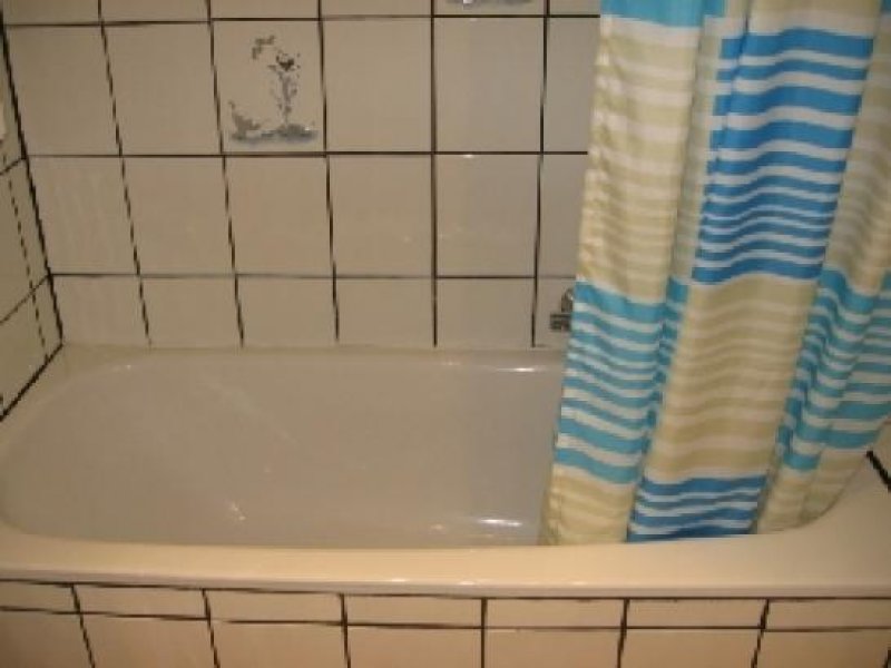 Meerbusch Großzügig geschnittene 3-Zimmerwohnung mit Balkon und Gartennutzung + frei Nutzung der Einbau Küche Wohnung mieten