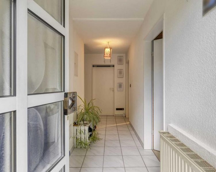 Mettmann Lichtdurchflutete 2-Zimmer-Einliegerwohnung mit Terrasse in Metzkausen Wohnung mieten