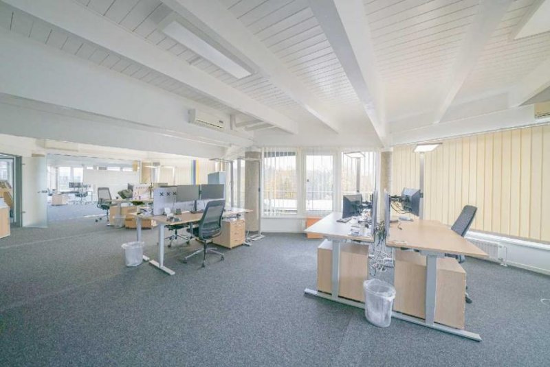 Ratingen Arbeiten mit Weitblick - Bürofläche mit Dachteich in modernem Gebäude Gewerbe mieten