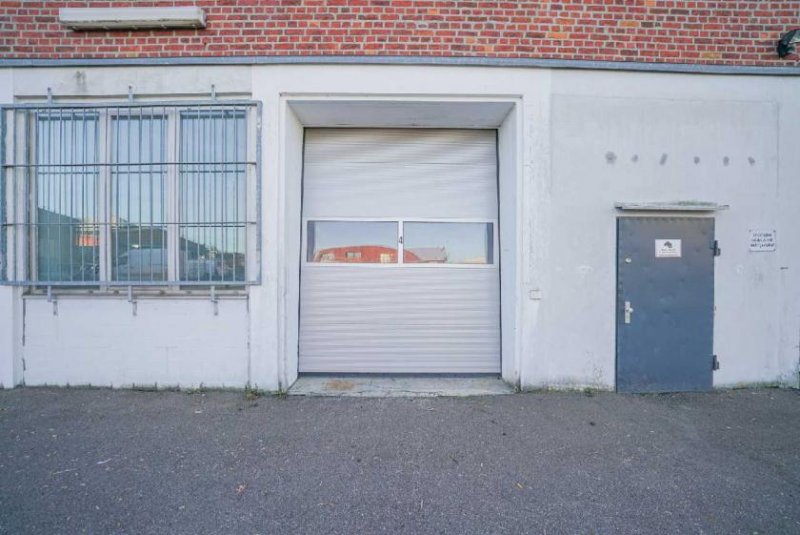 Ratingen Ebenerdige Lagerhalle mit mechanischem Tor zentral in Ratingen Gewerbe mieten