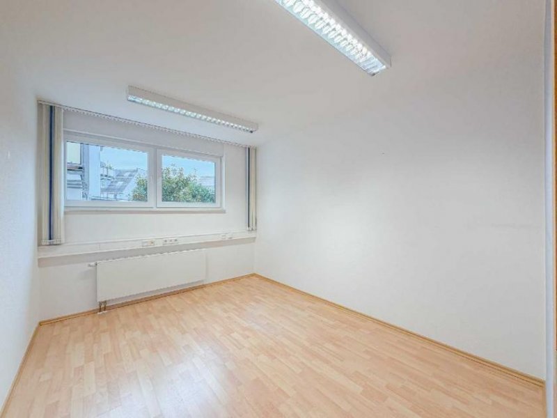 Ratingen Zentrale, moderne und barrierearme Bürofläche in Ratingen-Mitte Gewerbe mieten