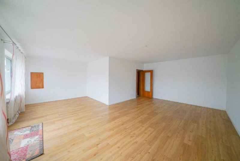 Ratingen Moderne 2-Zimmer-Wohnung mit Balkon und EBK! Wohnung mieten