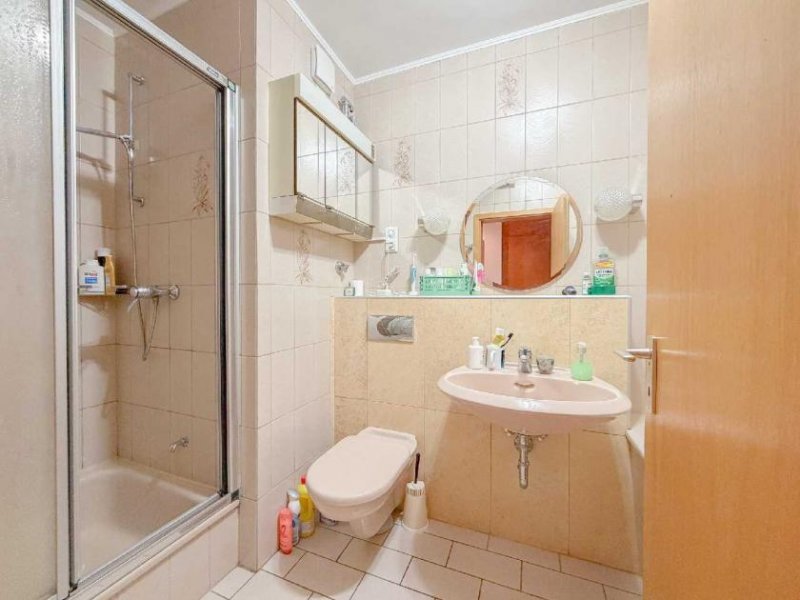 Ratingen 3,5 Zi.-Wohnung in schöner Lage von Ratingen-Ost! Wohnung mieten