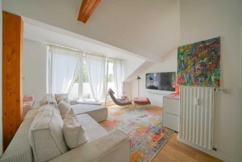 Ratingen Moderne, individuell gestaltete 3,5-Zimmer-Wohnung mit 2 Balkonen Wohnung mieten