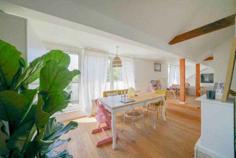 Ratingen Moderne, individuell gestaltete 3,5-Zimmer-Wohnung mit 2 Balkonen Wohnung mieten