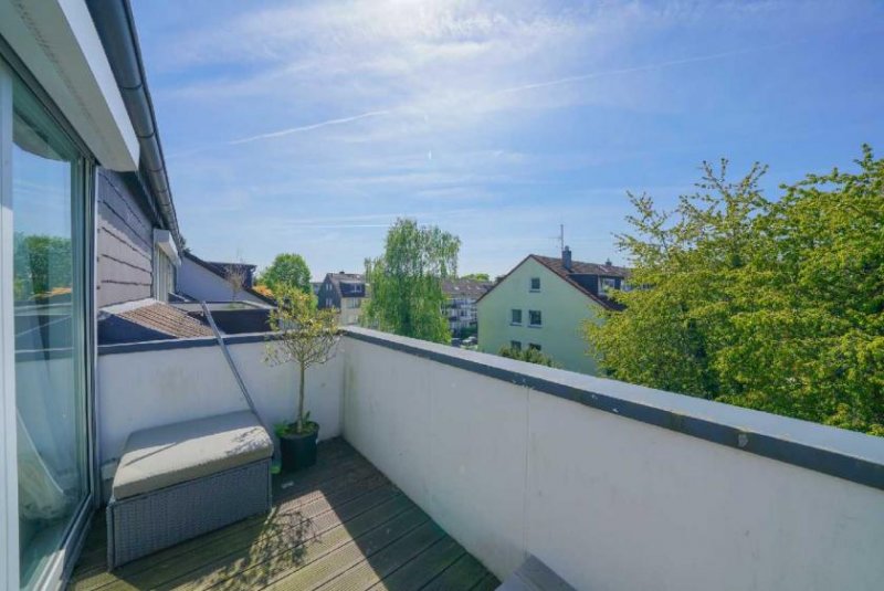 Ratingen Moderne, individuell gestaltete 3,5-Zimmer-Wohnung mit 2 Balkonen Wohnung mieten