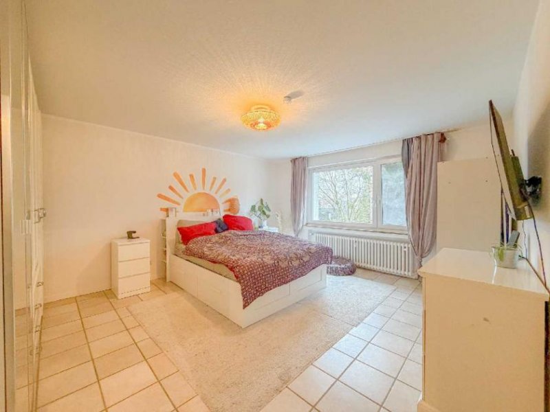 Ratingen Ratingen-Ost: Großzügige 3-Zimmer-Wohnung mit Balkon und Stellplatz Wohnung mieten