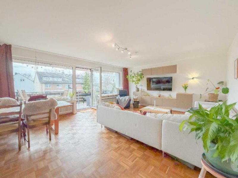 Ratingen Ratingen-Ost: Großzügige 3-Zimmer-Wohnung mit Balkon und Stellplatz Wohnung mieten