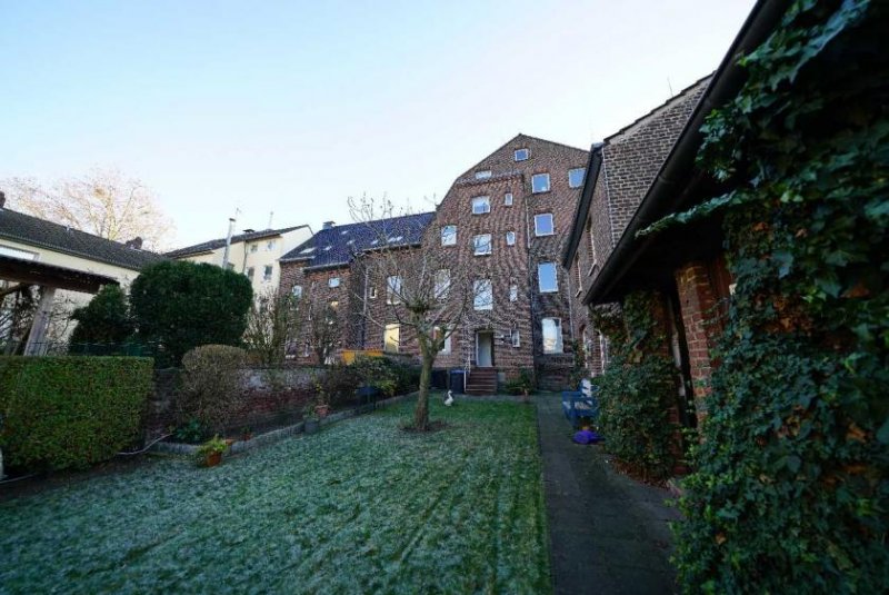 Ratingen Ratingen-Ost: Helle 2-Zimmer-Wohnung mit Einbauküche und Gartenmitbenutzung Wohnung mieten