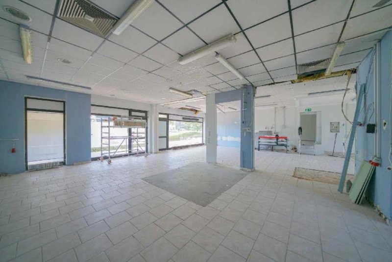 Ratingen Vielseitiges Ladenlokal in zentraler Lage von Ratingen-Homberg Gewerbe mieten