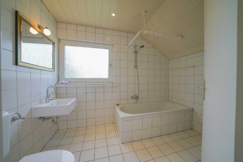 Ratingen Hösel: Ruhig gelegene Wohnung für Einzelperson Wohnung mieten