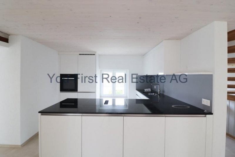 Oberwil ERSTBEZUG : Maisonette-Wohnung im Herzen von Oberwil Wohnung mieten