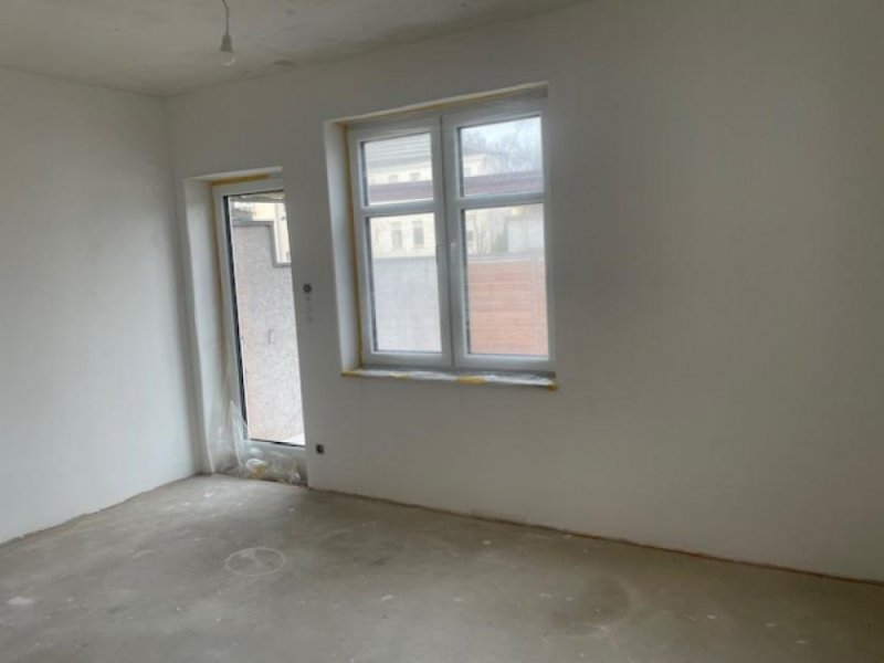 Mönchengladbach Stilvolle Altbauwohnung in Toplage am Bunten Garten
- kernsaniert mit vielen Highlights Wohnung mieten