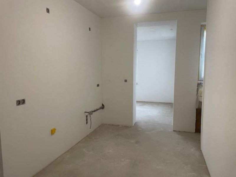 Mönchengladbach Stilvolle Altbauwohnung in Toplage am Bunten Garten
- kernsaniert mit vielen Highlights Wohnung mieten