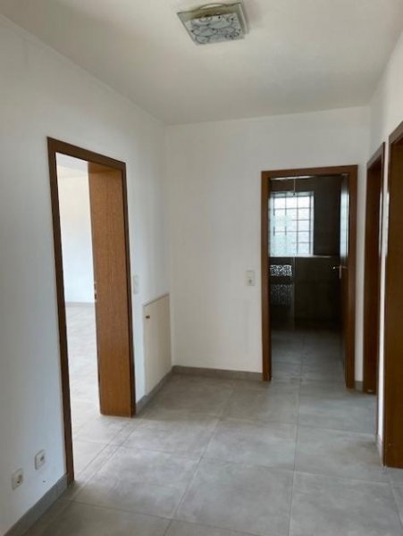 Mönchengladbach 84 m² große Erdgeschosswohnung mit großer Sonnenterrasse und modernem Duschbad Wohnung mieten