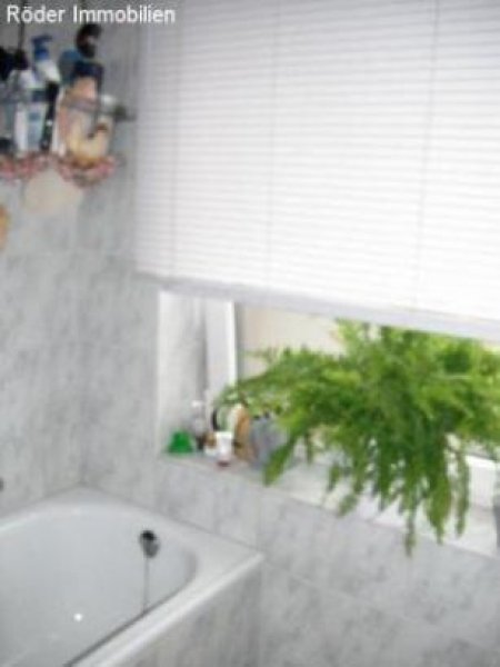 Kaarst Nähe Zentrum Freundliche 3 Zimmer-Wohnung mit Balkon und Gartennutzung Kaarst Wohnung mieten