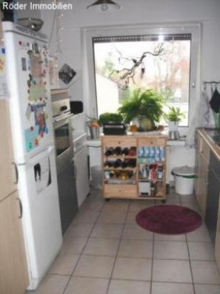 Kaarst Nähe Zentrum Freundliche 3 Zimmer-Wohnung mit Balkon und Gartennutzung Kaarst Wohnung mieten