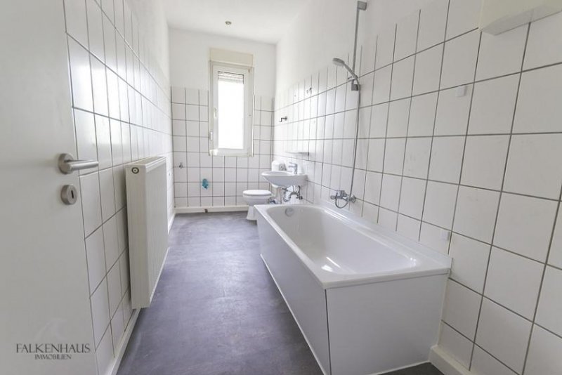 Remscheid Ruhige 4-Zimmer-Wohnung mit Balkon und Fernblick Wohnung mieten