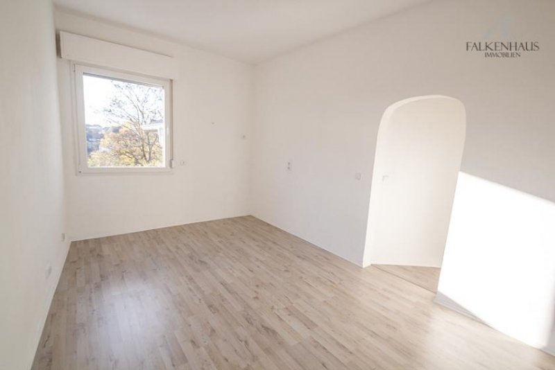 Remscheid Ruhige 4-Zimmer-Wohnung mit Balkon und Fernblick Wohnung mieten