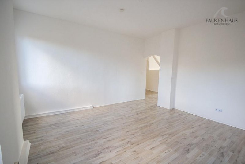 Remscheid Ruhige 4-Zimmer-Wohnung mit Balkon und Fernblick Wohnung mieten