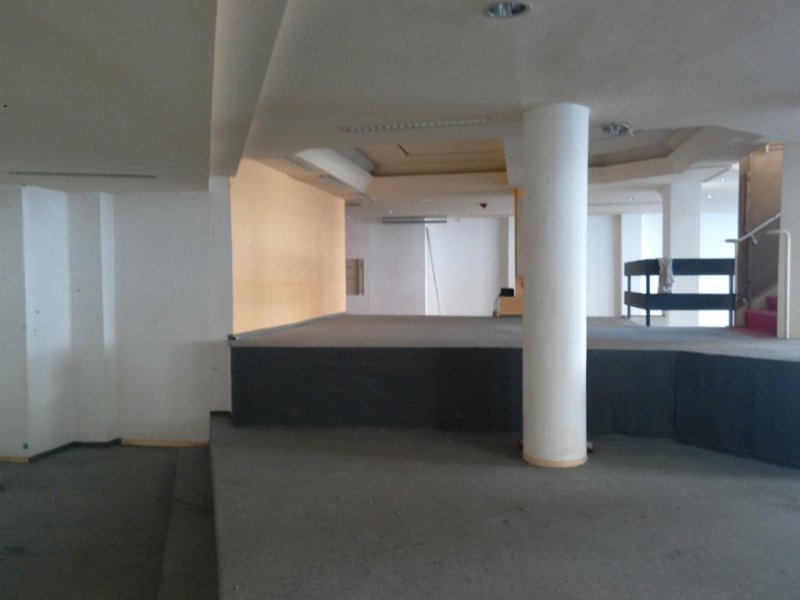 Bochum großes Ladenlokal mit bodentiefen Fenstern gegenüber Bochumer Rathaus/Marktplatz Gewerbe mieten