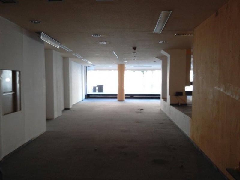 Bochum großes Ladenlokal mit bodentiefen Fenstern gegenüber Bochumer Rathaus/Marktplatz Gewerbe mieten