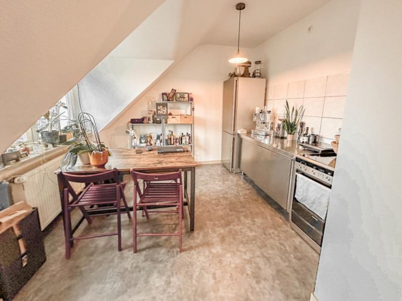 Essen Zentrale Dachgeschosswohnung in Essen City – nur wenige Minuten zur Innenstadt Wohnung mieten