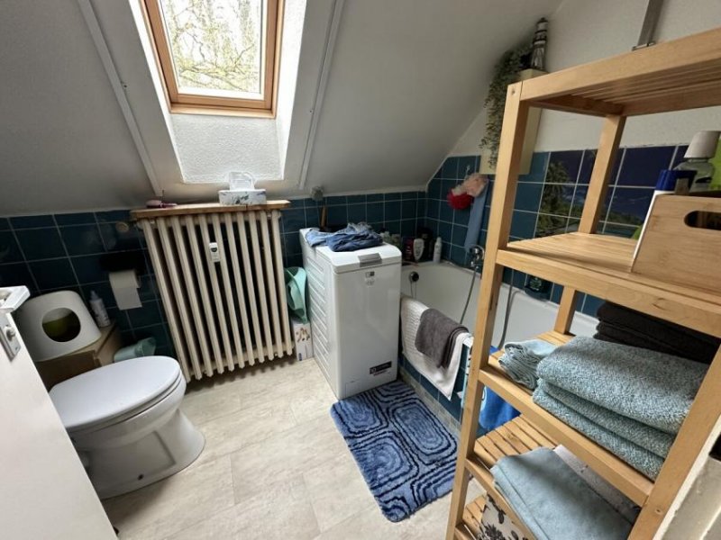 Essen Dachgeschoss Idylle mit drei Zimmern Wohnung mieten