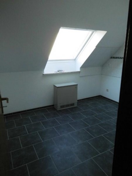 Essen Dachgeschosswohnung in Essen zu vermieten. Wohnung mieten