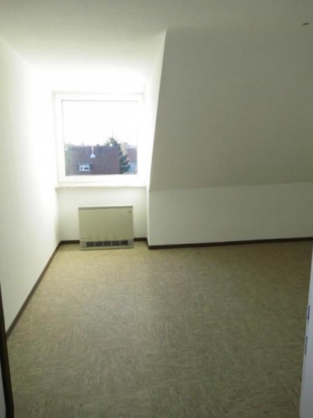 Essen Dachgeschosswohnung in Essen zu vermieten. Wohnung mieten