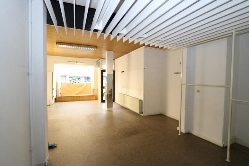 Essen Ladenlokal - derzeit Schneiderei - zwischen Karlsplatz und Allecenter - gut sichbare Lage Gewerbe mieten