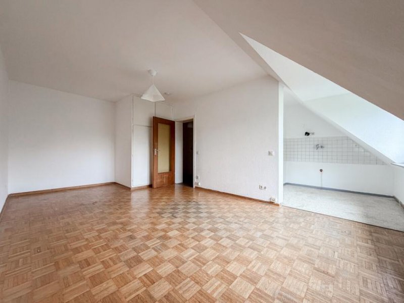 Essen Gemütliches Wohnen im Dachgeschoss auf 30 m² Wohnung mieten