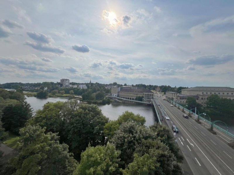Mülheim an der Ruhr 3-Zimmer Wohnung * DG * Aufzug * Ruhrblick * vis-à-vis der Stadthalle * Wohnung mieten