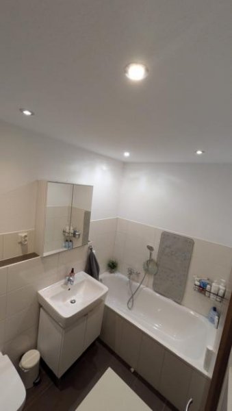 Mülheim an der Ruhr 4-Zimmer Wohnung mit Balkon und Garage in guter Lage von Mülheim-Mitte Wohnung mieten