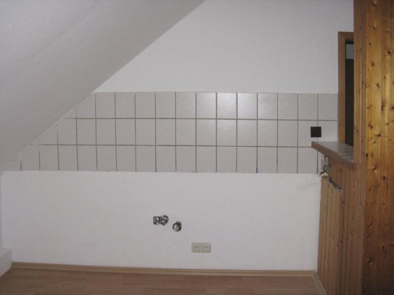 Gelsenkirchen Dachgeschoss-Schätzchen in Resse: 4 Zimmer, Küche, Diele, Bad und "dem Himmel so nah"! Wohnung mieten