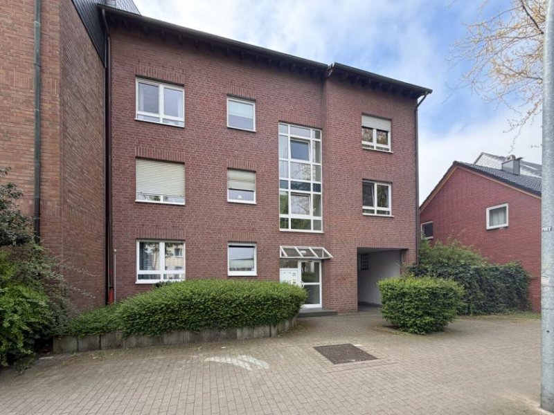 Gelsenkirchen Licht, Luft und Lebensraum – eine charmante 3,5-Zimmer-Wohnung mit Balkon im 1. OG. Wohnung mieten