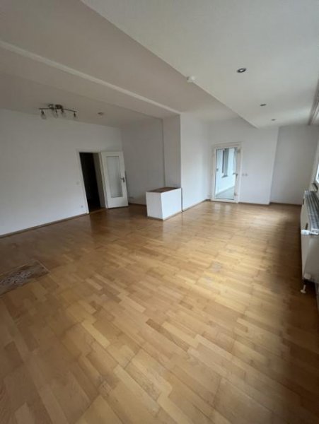 Oberhausen *3-Zimmer Wohnung*großer Balkon*EBK*Stellplatz* Wohnung mieten