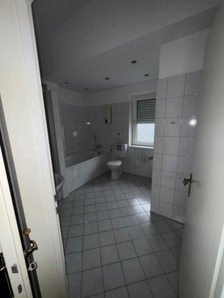 Oberhausen *3-Zimmer Wohnung*großer Balkon*EBK*Stellplatz* Wohnung mieten